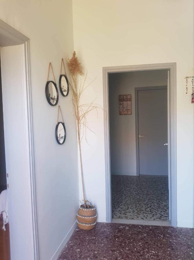 Nala'S House Apartment Leonídion Екстериор снимка